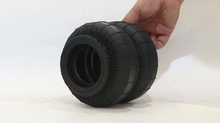 استبدال منفاخ الهواء الزنبركي من Firestone W01 R58 4036